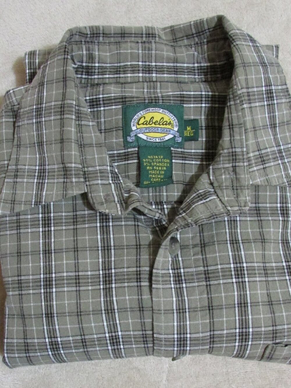 Cabela's Men's Short Sleeve Button Down Shirt Size Medium (G) 0105